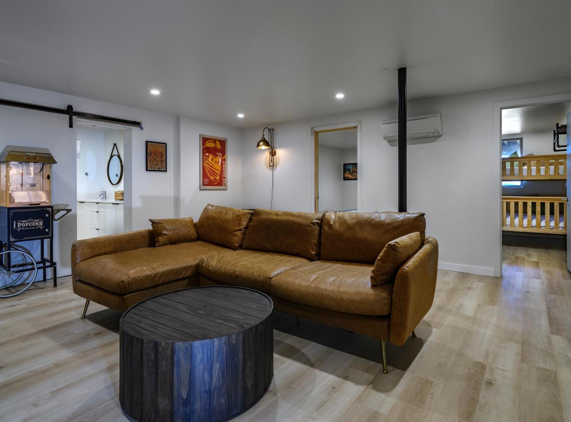 Вилла Tu'Nlii House Creekfront Hot Tub Fire Pit Cornville Экстерьер фото